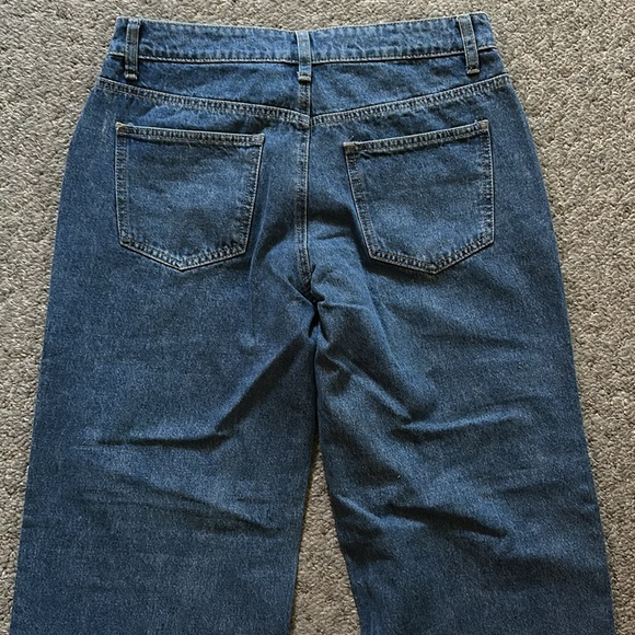 NWT Edikted Raelynn Washed Low Rise Jeans - Picture 7 of 8